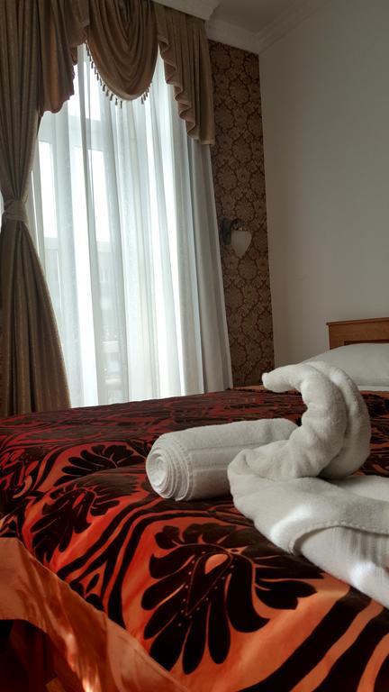 Hotel Latinski Most Sarajevo Buitenkant foto