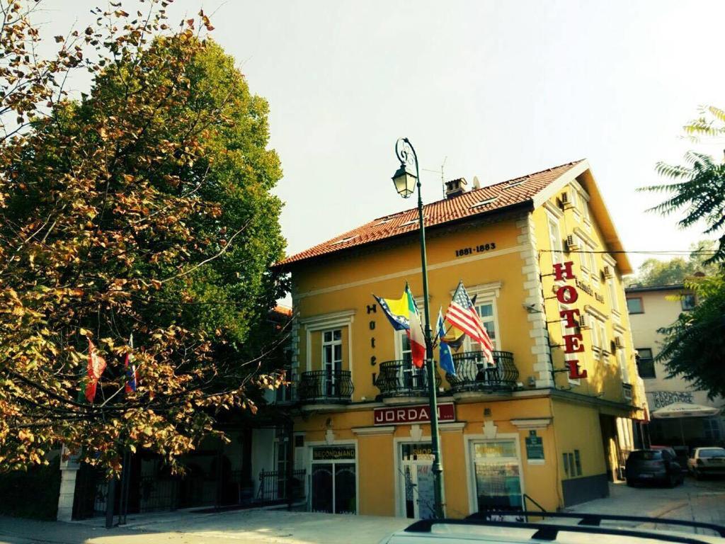 Hotel Latinski Most Sarajevo Buitenkant foto