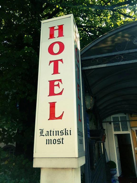 Hotel Latinski Most Sarajevo Buitenkant foto