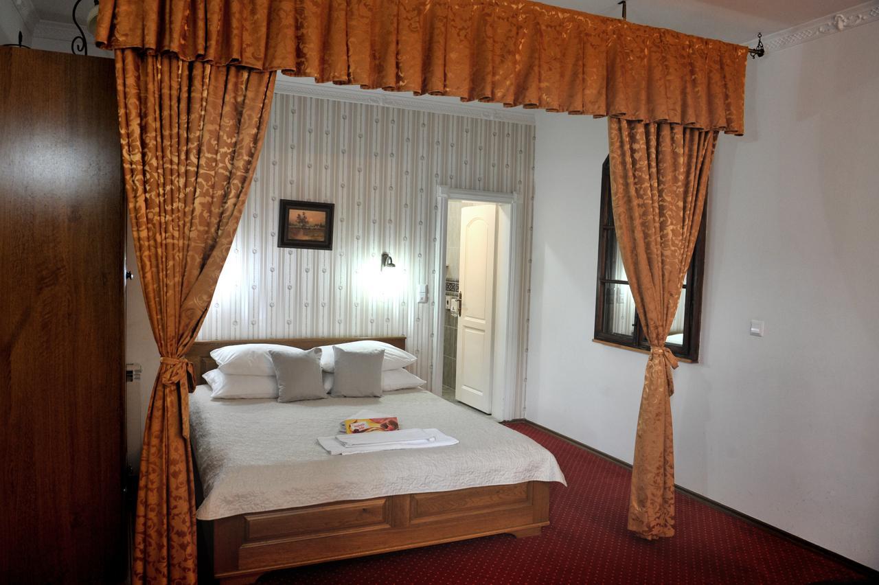 Hotel Latinski Most Sarajevo Buitenkant foto
