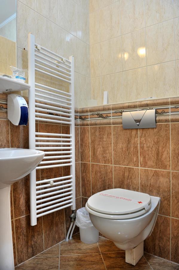 Hotel Latinski Most Sarajevo Buitenkant foto
